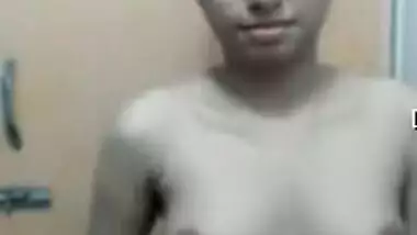 Sweet Desi teen proves her XXX assets are prepared for sex with BF