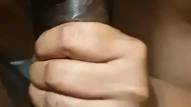 Wild girl enjoys pussy licking in desi mms porn