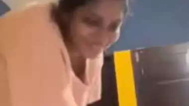 Viral mallu girl sucking big dick of boyfriend