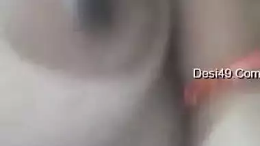 Today Exclusive-sexy Look Desi Bhabhi Record Her Nude Selfie Video For Lover