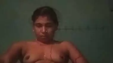 Village girl fingering pussy selfie record