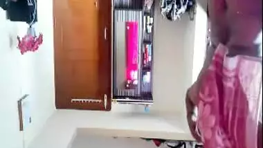Espiando en el cuarto 2