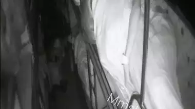 Marwadi couple train sex at night recorded by passenger