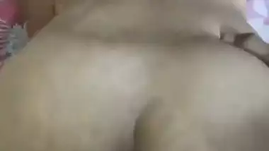 Desi sex of a lady getting fucked in the doggy style