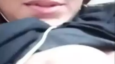 Today Exclusive- Sexy Desi Girl Showing Her Miky Boobs And Wet Pussy Part 1