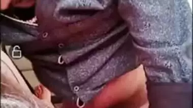 Indian cheating wife caught fucking in the car after date! Desi mms sex