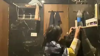 Horny girl’s xxx mms of riding a dick in the bathroom