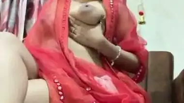Mallu cam girl showing big boobs and nude body