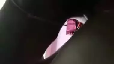 A xxx desi MMS of an amateur girl enjoying her first dick