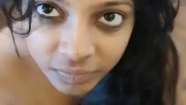 Mallu girlfriend boob show with blowjob to lover