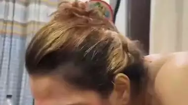 Smoking with blowjob by brown haired desi girl viral MMS