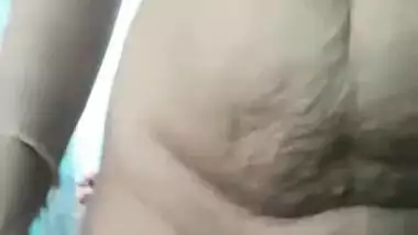 Mumbai slum Bhabhi sex with younger guy