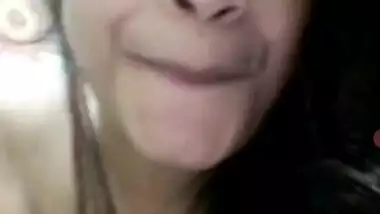 Today Exclusive- Sexy Desi Girl Showing Her Boobs And Pussy On Video Call