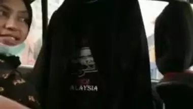 Horny Desi XXX girl riding fat cock inside her boyfriend’s car MMS