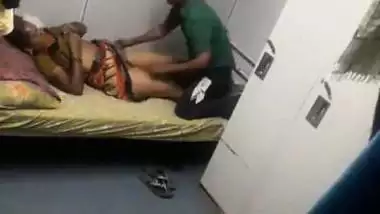 Maid pussy licking by house owner son sex MMS