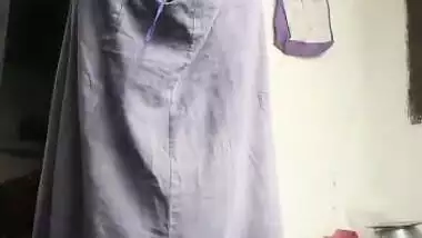 Booby Dehati girl exposing her assets on cam