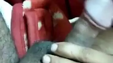 Mallu sex video of a young bhabhi giving an amazing blowjob