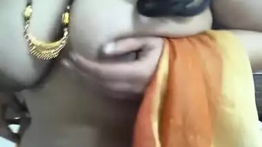 Indian Desi Aunty Talking Dirty And Showing Nude Body With Julia Ann, Indianna Jaymes And India Summer