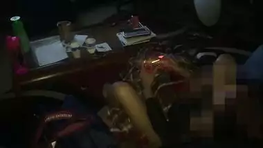 Neighbor eating my pussy again while playing fortnite I cream in his mouth