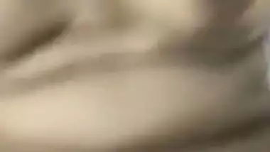 Sex with moans by horny Indian girlfriend MMS