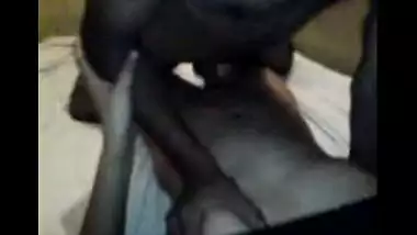 Hindi sex desi porn video of hot bhabhi ki chudai recorded by bf