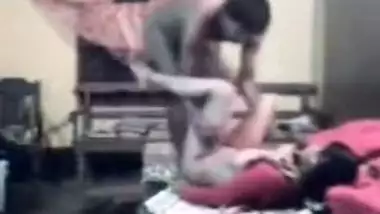 Bihari Indian labor do paid chut chudai with Delhi GB road desi randi