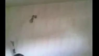 Desi Indian Aunty Ankita Nude Taking Bath in Bathroom Possing Big Boobs Mms