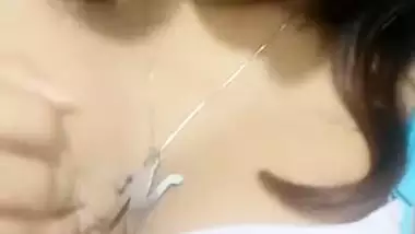 Pure Tamil girl nude nipple show MMS