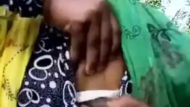 Desi Girl Shows Boobs and Pussy to Lover