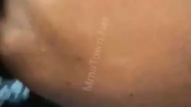 Mature Tamil wife kissing and naked body showing MMS