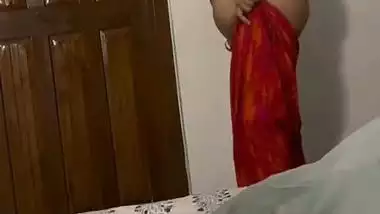 Huge tits MILF pics and nude videos before viral sex
