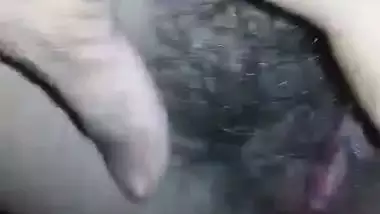 A guy fucks a village girl’s hairy pussy in the desi porn