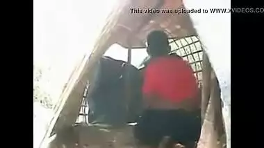 Desi Couple hardcore sex on th e Boat on Adultstube.co