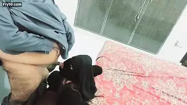 Pakistani Girl In Abaya Anal Fucked By Her Father’s Friend With Hindi Audio