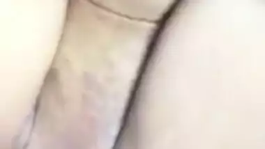 Desi Aunty Fucked In Car By Young Boyfriend With Loud Moans