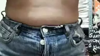 Big ass MILF sister naked after striptease viral MMS