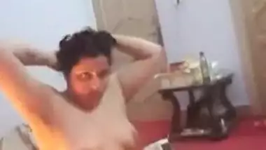 Pakistani home sex scandal blowjob video