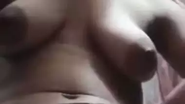 Bengali Desi XXX girl shaving her hairy pussy on cam for boyfriend