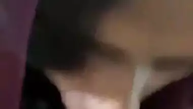 Muslim girl gives an Indian blowjob to her stepbrother