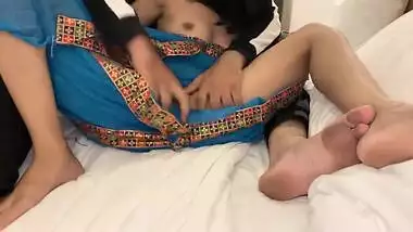 Guy fingers XXX peach of Desi mistress before they have quick fuck