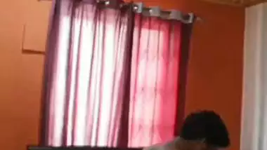 Couple gets drenched in sweat after a hard desi chudai
