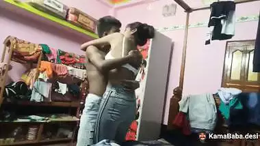 A 19-year-old girl enjoys romantic sex with BF
