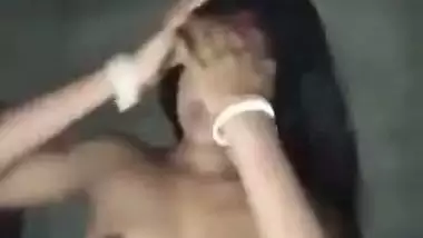 Young village slut strips to show her perky Desi tits for XXX video