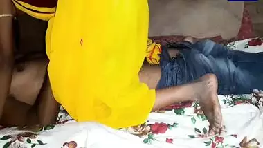 Yellow Saree Hot & Beautiful Wife Full Hd 4k Sex Video 2022 Indian Desi