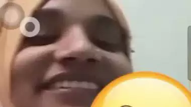 Bengali hijab nurse on duty boob show to boyfriend