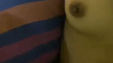 Small boobs Lankan girl moaning viral sex with lover