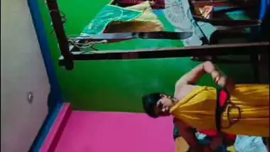 Hindi mom changing dress viral video exposed online