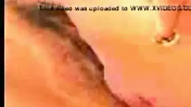 XXX sex com of a desi office girl having fun with her boss in a hotel room