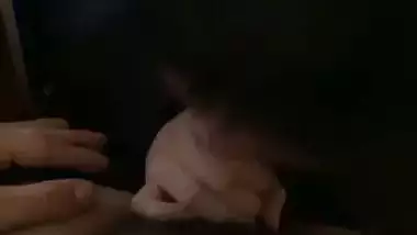 College girl’s erotic desi blowjob to her lover