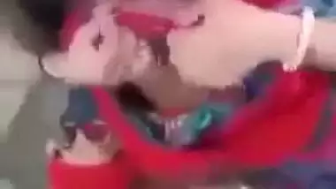 A quick desi blowjob of Bihari Bhabhi to her lover